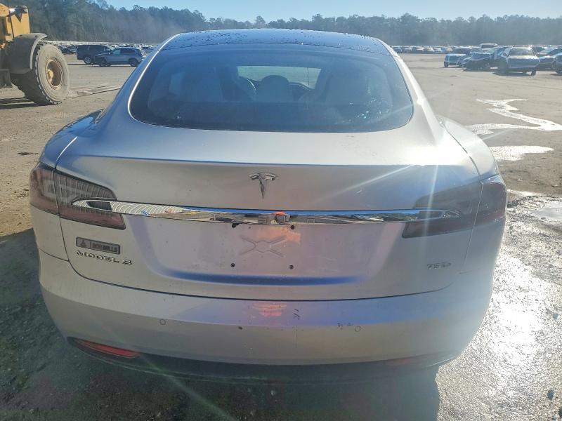 98818775 :رقم المزاد ، 5YJSA1E27HF231691 vin ، 2017 Tesla Model S مزاد بيع