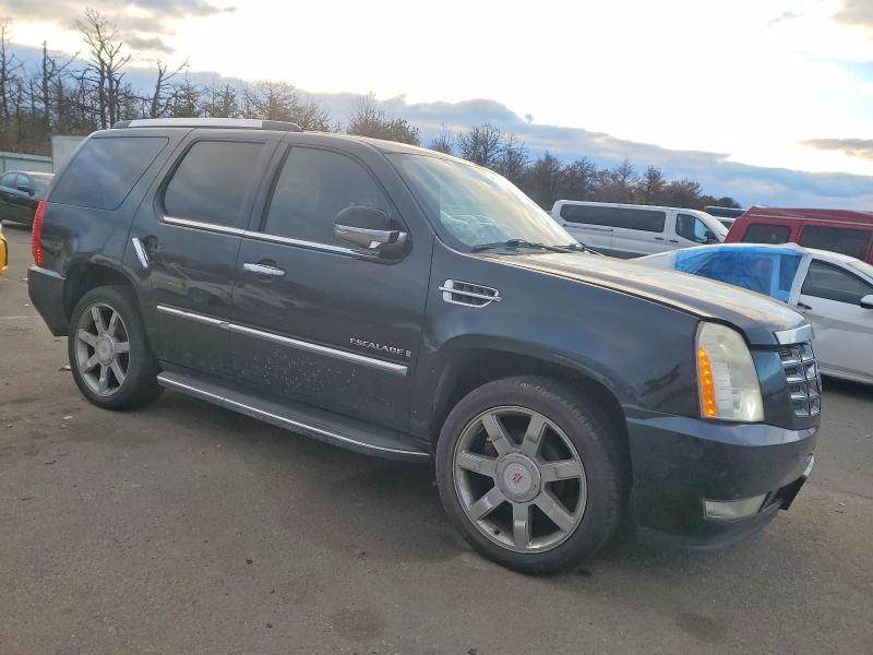 99057815 :رقم المزاد ، 1GYFK63808R225593 vin ، 2008 Cadillac Escalade مزاد بيع