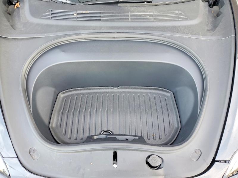 72650415 :رقم المزاد ، 5YJ3E1EA1SF936929 vin ، 2025 Tesla Model 3 مزاد بيع