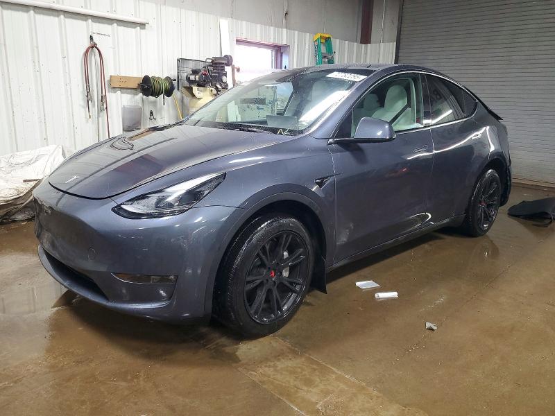 72782255 :رقم المزاد ، 7SAYGAEE7PF712898 vin ، 2023 Tesla Model Y مزاد بيع