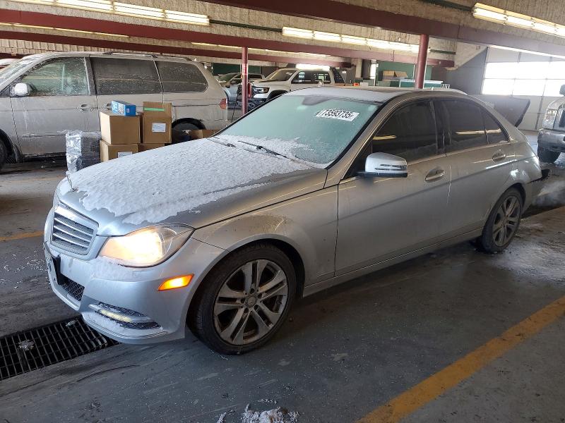 2012 Mercedes-benz C მანქანა იყიდება აუქციონზე, vin: WDDGF8BB2CA603028, აუქციონის ნომერი: 73593735