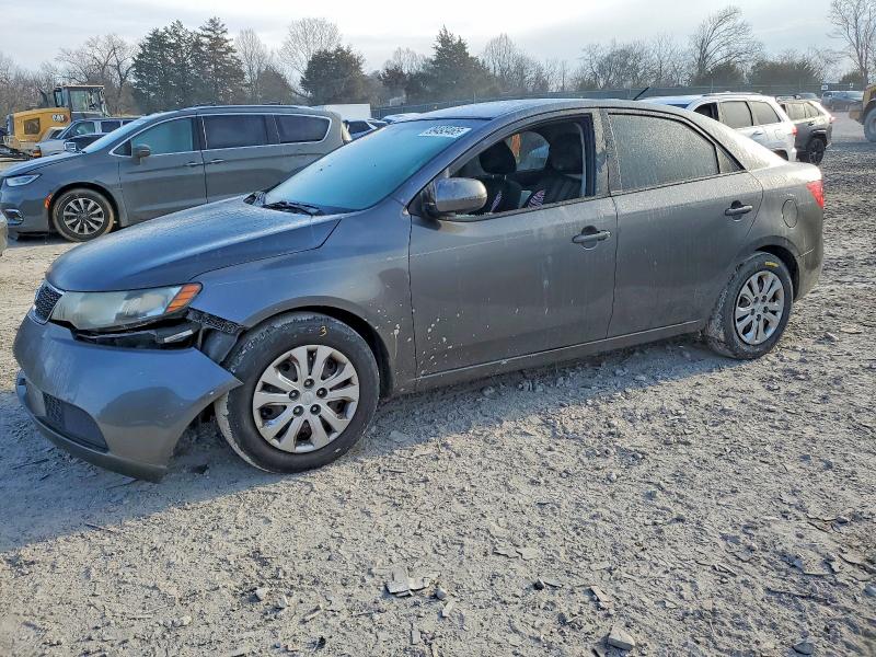 Продаж на аукціоні авто 2013 Kia Forte, vin: KNAFU4A29D5731926, номер лоту: 99493465