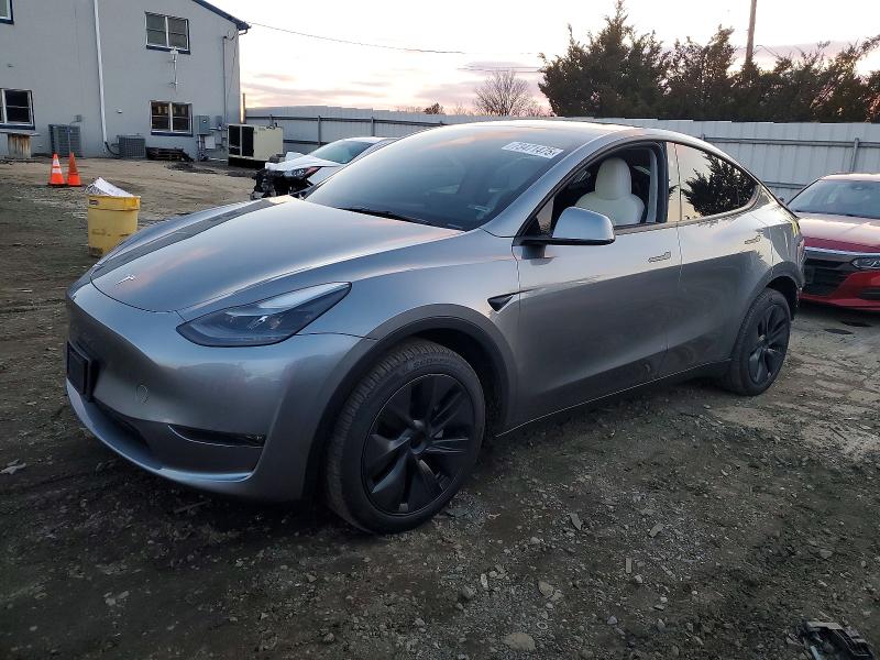Продажа на аукционе авто 2025 Tesla Model Y, vin: 7SAYGDEE2SA361213, номер лота: 73471475
