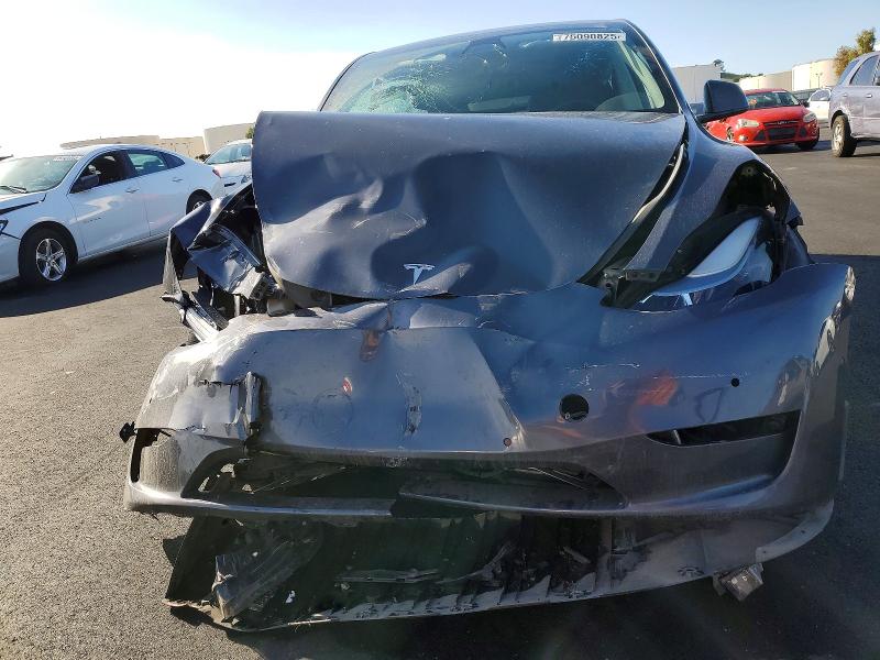 75090825 :رقم المزاد ، 7SAYGDEF8NF511504 vin ، 2022 Tesla Model Y مزاد بيع