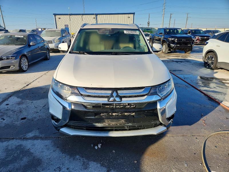 Продаж на аукціоні авто 2017 Mitsubishi Outlander, vin: JA4AD3A37HZ013008, номер лоту: 74248335