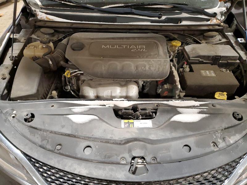 98975445 :رقم المزاد ، 1C3CCCAB8FN742958 vin ، 2015 Chrysler 200 مزاد بيع