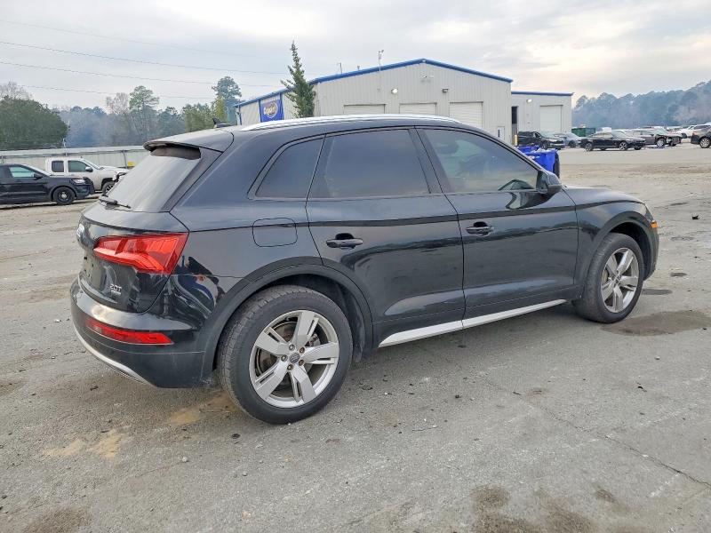 Продаж на аукціоні авто 2018 Audi Q5, vin: WA1ANAFY9J2012253, номер лоту: 99005605
