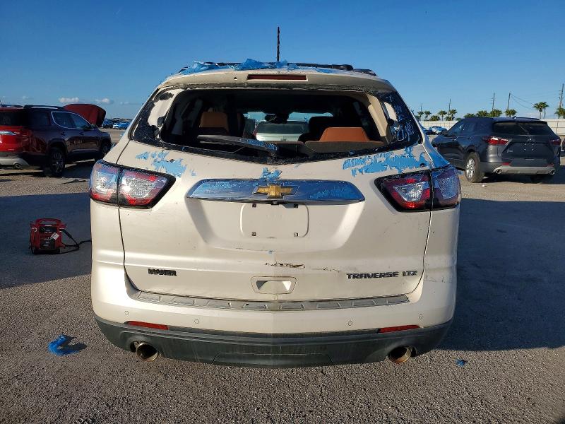 97678265 :رقم المزاد ، 1GNKRJKD0FJ205512 vin ، 2015 Chevrolet Traverse L مزاد بيع