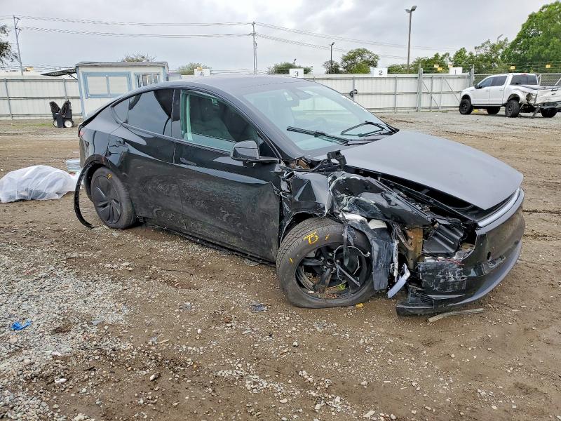99851095 :رقم المزاد ، 7SAYGDED6TF458202 vin ، 2026 Tesla Model Y مزاد بيع