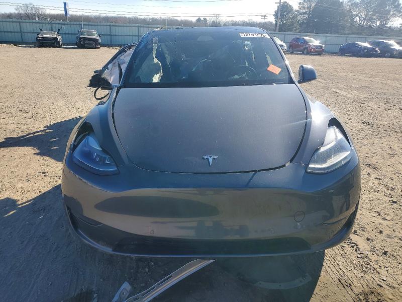 72769755 :رقم المزاد ، 7SAYGDEF0NF327383 vin ، 2022 Tesla Model Y مزاد بيع