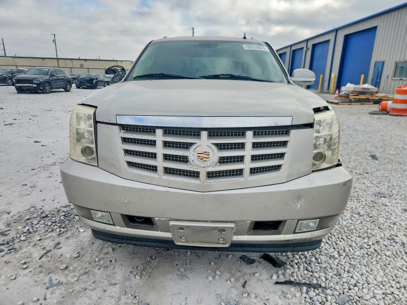 2008 Cadillac Escalade E მანქანა იყიდება აუქციონზე, vin: 3GYFK62868G307460, აუქციონის ნომერი: 99359675