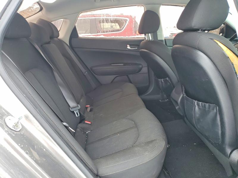 Продажа на аукционе авто 2017 Kia Optima Lx 4dr, vin: 5XXGT4L32HG162452, номер лота: 98782805