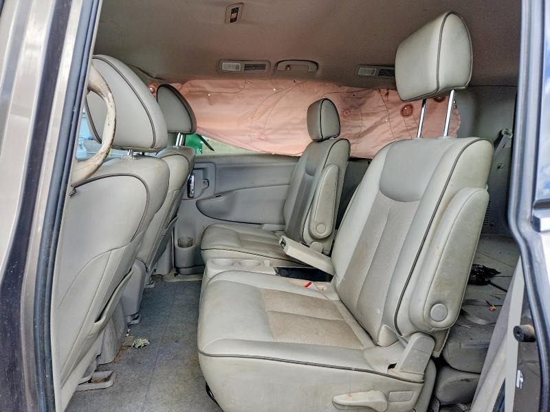 99772925 :رقم المزاد ، JN8AE2KP8G9154073 vin ، 2016 Nissan Quest مزاد بيع