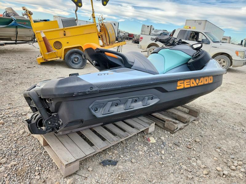 99489755 :رقم المزاد ، YDV97495E323 vin ، 2023 Sea Doo Gti Se 170 Aud مزاد بيع