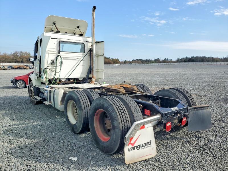2021 Volvo Vnr მანქანა იყიდება აუქციონზე, vin: 4V4WC9EH8MN284611, აუქციონის ნომერი: 68050055