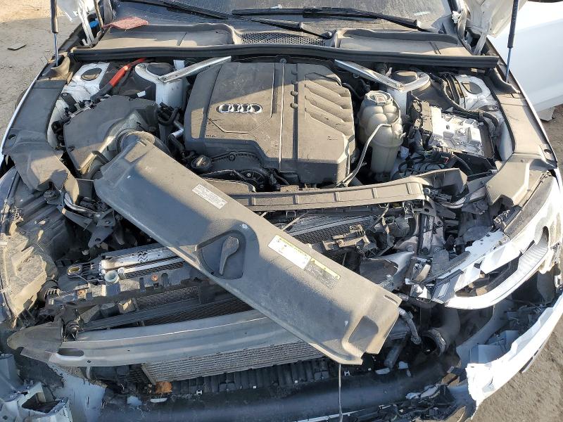 Продаж на аукціоні авто 2022 Audi A4, vin: WAUEAAF46NN013698, номер лоту: 72800015