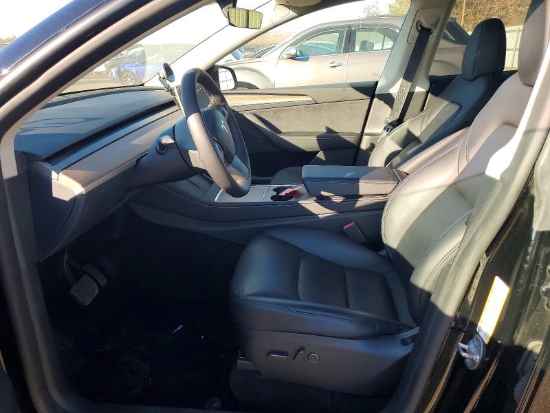 2025 Tesla Model Y მანქანა იყიდება აუქციონზე, vin: 7SAYGDEE7SF306484, აუქციონის ნომერი: 99900975