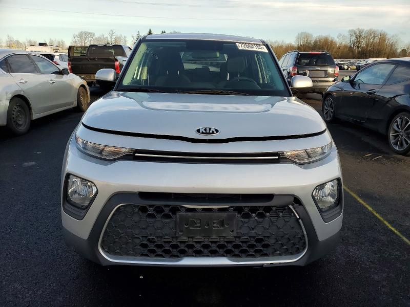 72668155 :رقم المزاد ، KNDJ23AU6L7716429 vin ، 2020 Kia Soul مزاد بيع
