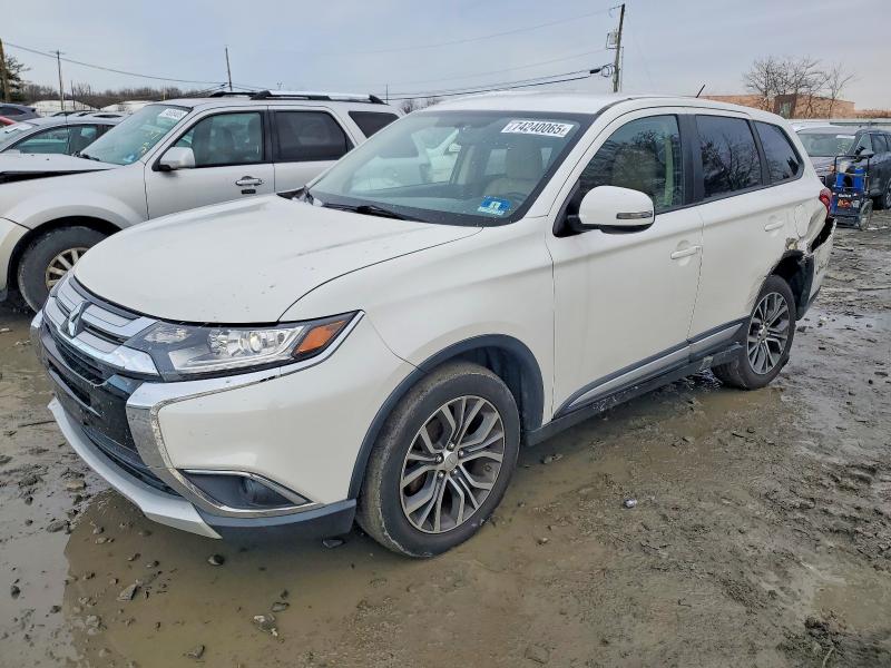 Продаж на аукціоні авто 2016 Mitsubishi Outlander, vin: JA4AD3A32GZ017840, номер лоту: 74240065