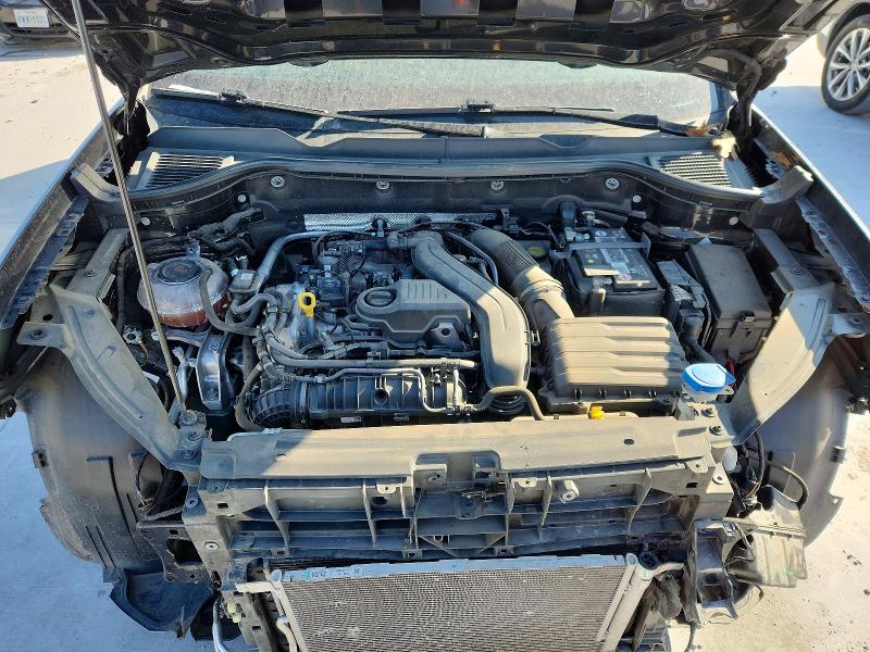 99568505 :رقم المزاد ، 3VVRX7B26NM094224 vin ، 2022 Volkswagen Taos مزاد بيع