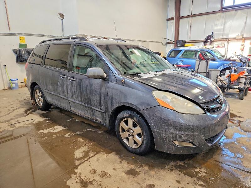 99723155 :رقم المزاد ، 5TDZK23C57S006631 vin ، 2007 Toyota Sienna مزاد بيع