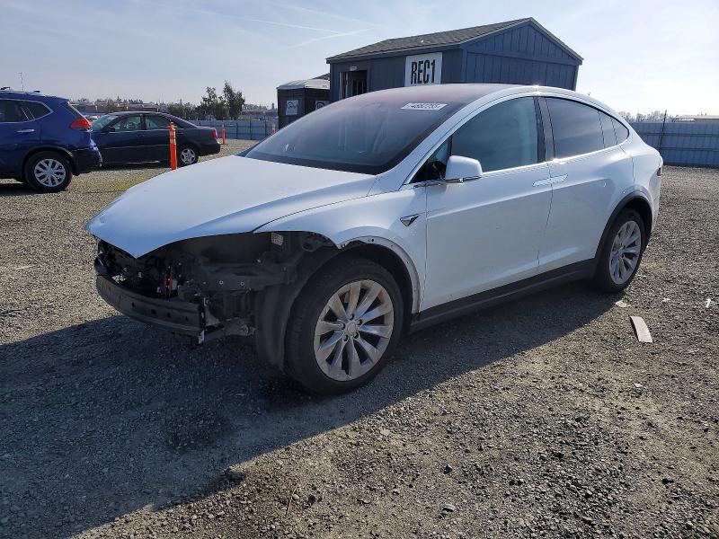 74882255 :رقم المزاد ، 5YJXCAE23JF118214 vin ، 2018 Tesla Model X مزاد بيع