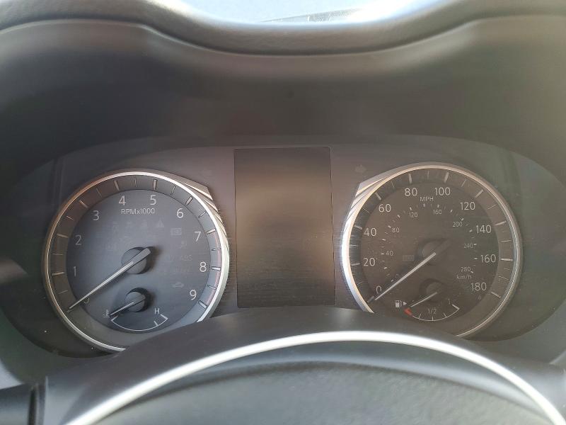 98574895 :رقم المزاد ، JN1EV7AP0JM360717 vin ، 2018 Infiniti Q50 Luxe مزاد بيع