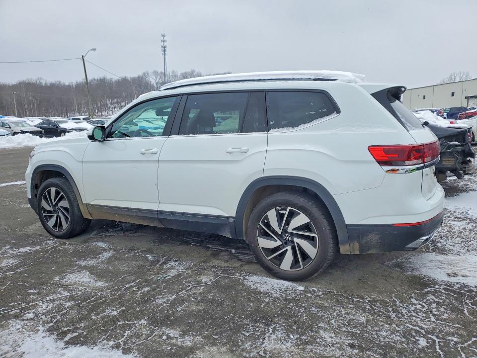 Продажа на аукционе авто 2024 Volkswagen Atlas, vin: 1V2HR2CA3RC511737, номер лота: 75392125