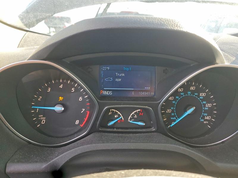 99261645 :رقم المزاد ، 1FMCU0F75FUA91446 vin ، 2015 Ford Escape مزاد بيع