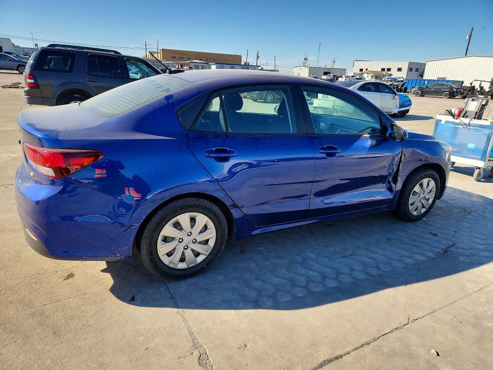 2020 Kia Rio მანქანა იყიდება აუქციონზე, vin: 3KPA24AD3LE334347, აუქციონის ნომერი: 74858805
