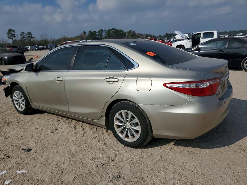 98417695 :رقم المزاد ، 4T1BF1FK7HU302777 vin ، 2017 Toyota Camry مزاد بيع