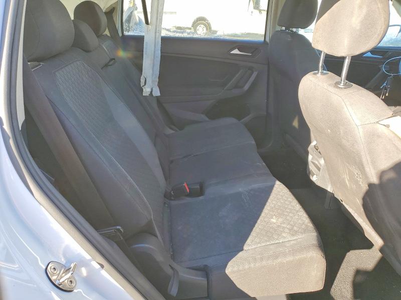 73750675 :رقم المزاد ، 3VV0B7AX9KM015886 vin ، 2019 Volkswagen Tiguan مزاد بيع