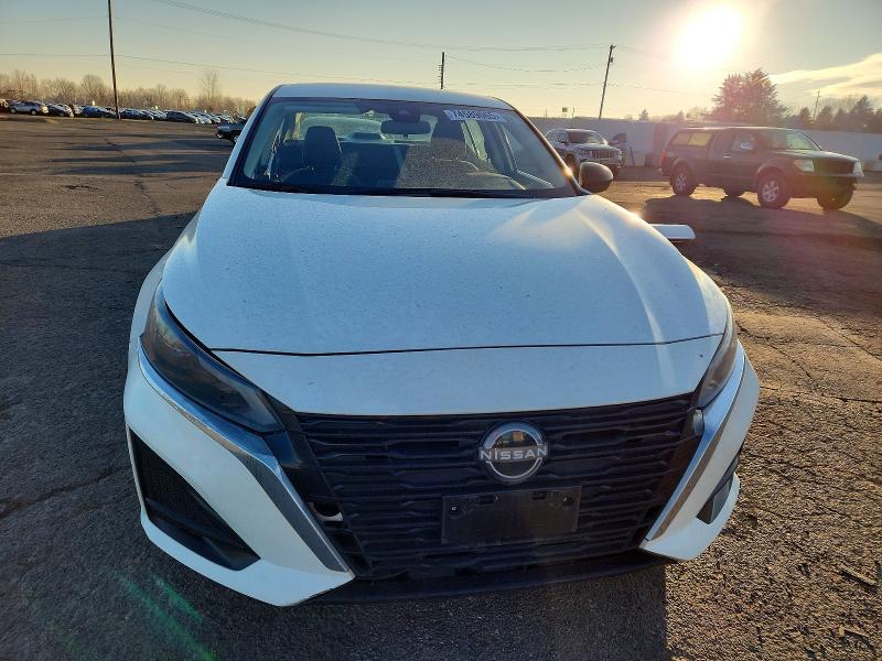 74589065 :رقم المزاد ، 1N4BL4BVXRN369888 vin ، 2024 Niss Altima مزاد بيع