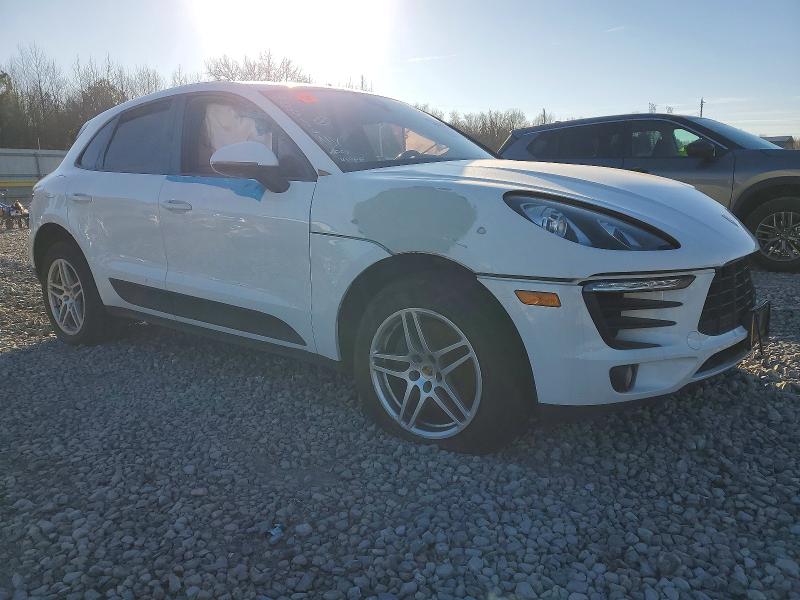 74005605 :رقم المزاد ، WP1AA2A57JLB05186 vin ، 2018 Porsche Macan مزاد بيع
