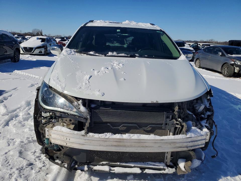 2018 Chrysler Pacifica მანქანა იყიდება აუქციონზე, vin: 2C4RC1GG8JR320391, აუქციონის ნომერი: 74448525