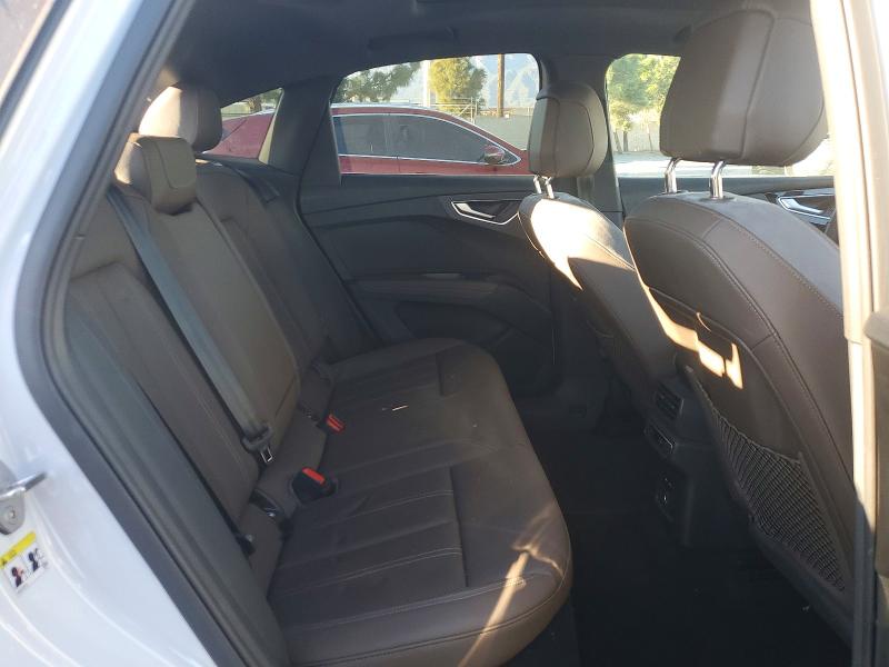 72797565 :رقم المزاد ، WA122BFZ1PP058277 vin ، 2023 Audi Q4 E-tron مزاد بيع