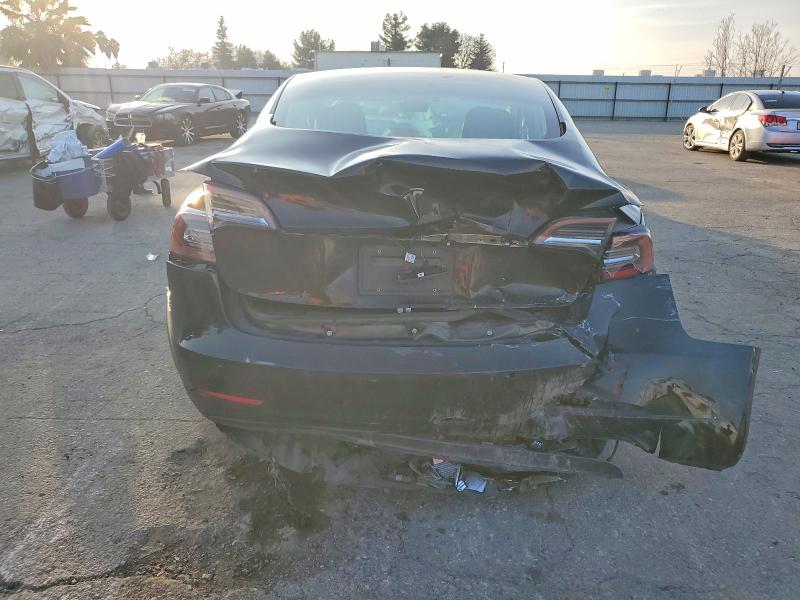 Продажа на аукционе авто 2019 Tesla Model 3, vin: 5YJ3E1EA7KF304758, номер лота: 74654695