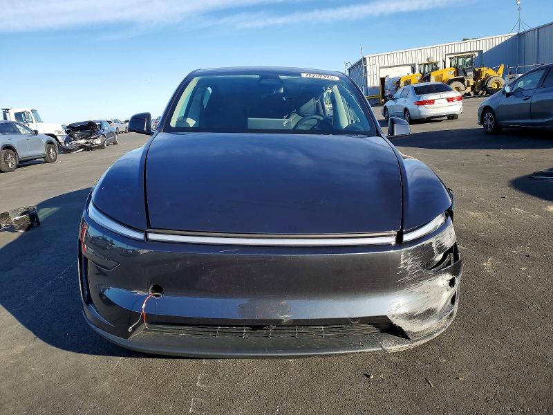 2026 Tesla Model Y მანქანა იყიდება აუქციონზე, vin: 7SAYGDED9TF542319, აუქციონის ნომერი: 72252325