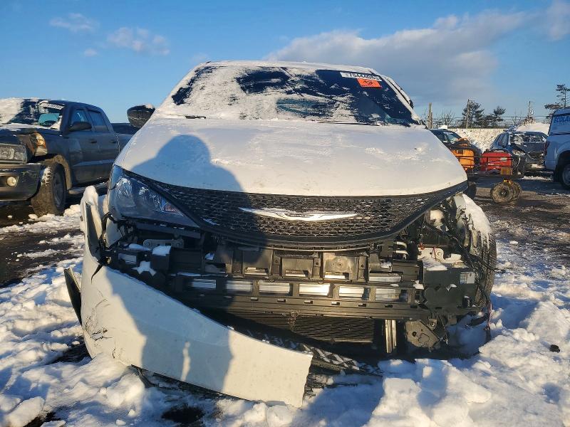 75444085 :رقم المزاد ، 2C4RC1CG5SR611518 vin ، 2025 Chrysler Voyager مزاد بيع
