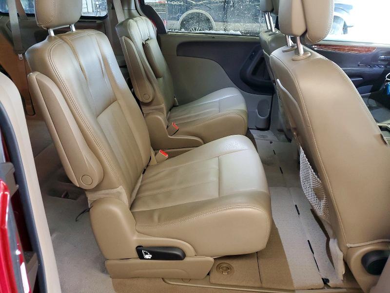 72864205 :رقم المزاد ، 2C4RC1BG2FR521380 vin ، 2015 Chrysler Town & Country مزاد بيع