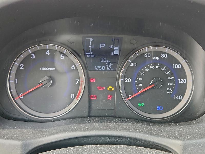 Продаж на аукціоні авто 2015 Hyundai Accent Gls, vin: KMHCT4AEXFU925422, номер лоту: 94892925