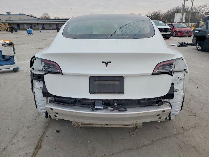 Продажа на аукционе авто 2020 Tesla Model 3, vin: 5YJ3E1EAXLF613058, номер лота: 74701045
