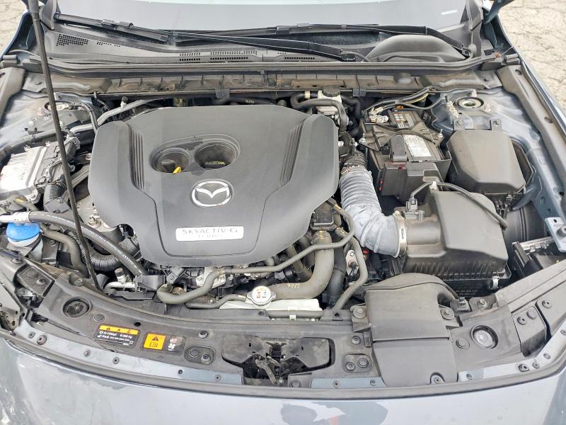 Продажа на аукционе авто 2022 Mazda 3, vin: 3MZBPBAY8NM309933, номер лота: 73817355