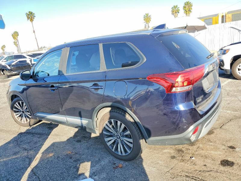 2019 Mitsubishi Outlander მანქანა იყიდება აუქციონზე, vin: JA4AD2A36KJ000640, აუქციონის ნომერი: 75354135