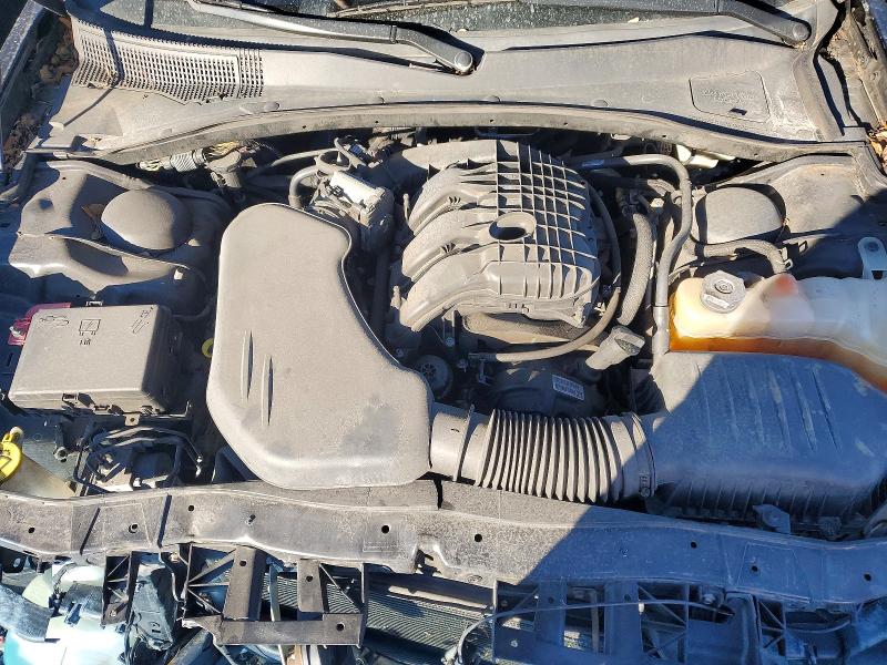 72847945 :رقم المزاد ، 2C3CCABG4FH786592 vin ، 2015 Chrysler 300 S مزاد بيع