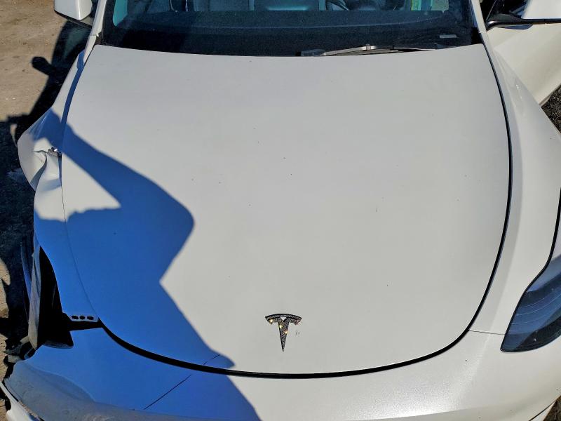 73523125 :رقم المزاد ، 7SAYGDEF0SF309672 vin ، 2025 Tesla Model Y مزاد بيع