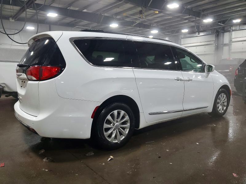 2017 Chrysler Pacifica მანქანა იყიდება აუქციონზე, vin: 2C4RC1BG1HR832589, აუქციონის ნომერი: 73478395