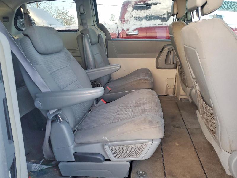 73582065 :رقم المزاد ، 2A4RR5D16AR337187 vin ، 2010 Chrysler Town & Country مزاد بيع