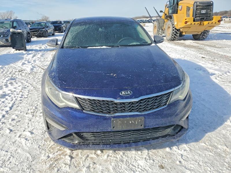 2019 Kia Optima მანქანა იყიდება აუქციონზე, vin: 5XXGT4L36KG279880, აუქციონის ნომერი: 74782445