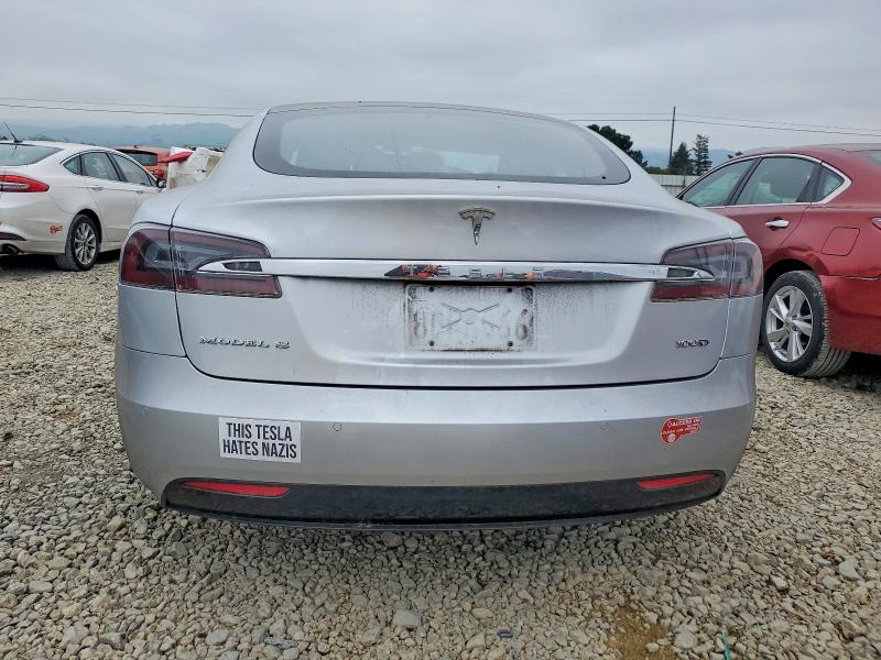 2017 Tesla Model S მანქანა იყიდება აუქციონზე, vin: 5YJSA1E2XHF230079, აუქციონის ნომერი: 74699555